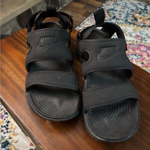 Nike Black Athletic Sandals